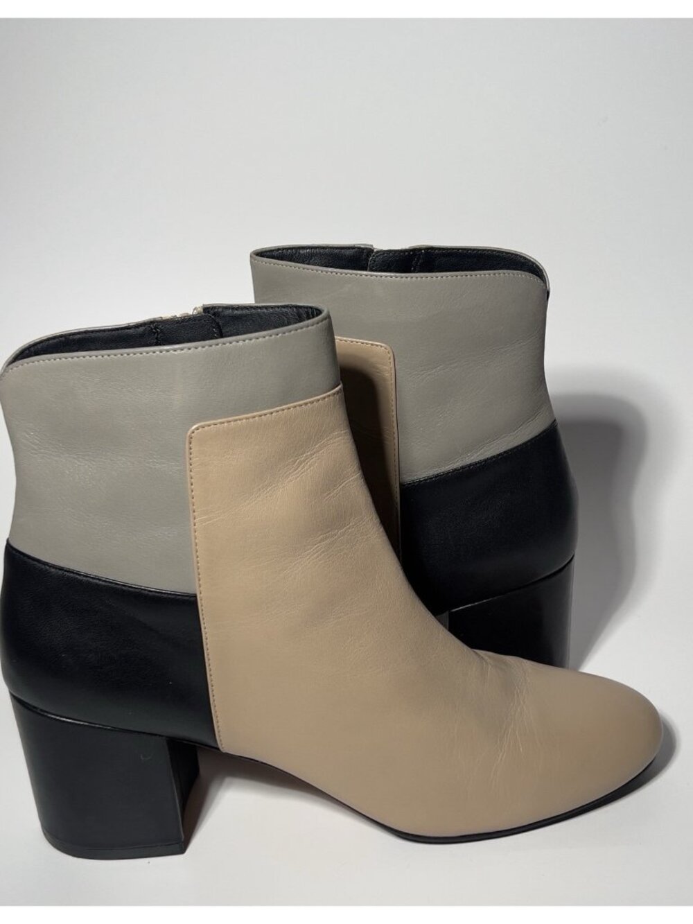 Cole Haan Colorblock Leather Booties Women’s 8.5B Side Zip Block Heel